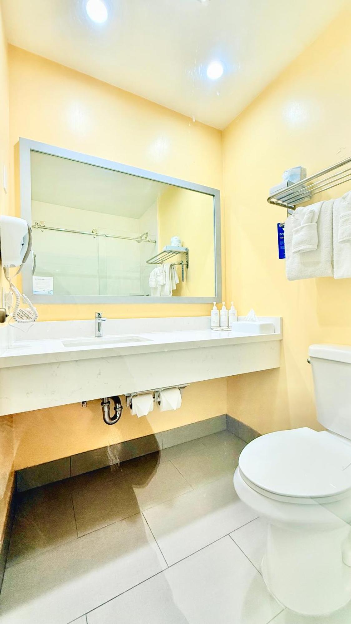 Days Inn By Wyndham Los Angeles Lax/Venicebch/Marina Delray Inglewood Eksteriør bilde